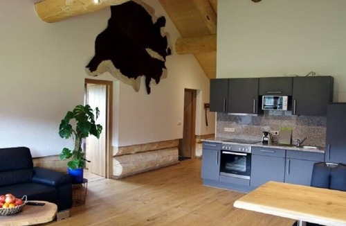 Untertraubenbach Apartment | Gemütliche Ferienwohnung (70qm) im Dachgeschoss mit kostenlosem WLAN