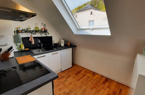 Tholey Apartment | Gemütliche Ferienwohnung Schaumberg-stübchen