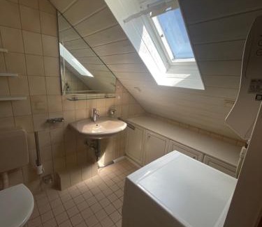Kelkheim Apartment | Gemütliche Monteurswohnung in Kelkheim für 4 bis 9 Personen
