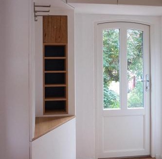 Sterley Apartment | Gemütliche Premium Öko Ferienwohnung in Resthof, super ausgestattet, keine Handwerker und Monteure