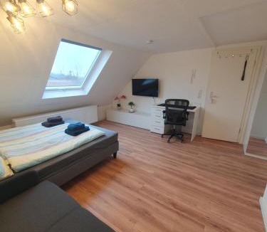 Muehlacker Apartment | Gemütliche zentrale 1Zimmer-DG-Wohnung in Mühlacker