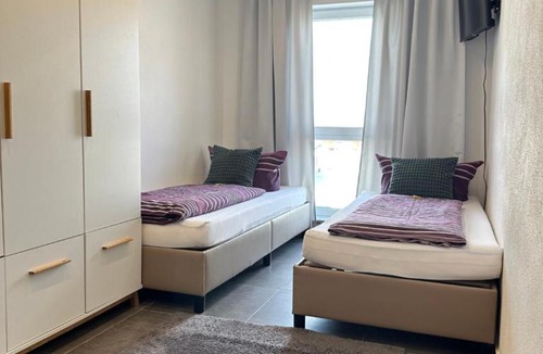 Dingolfing House | Gemütliches Doppelzimmer Gemeinschaftsbad