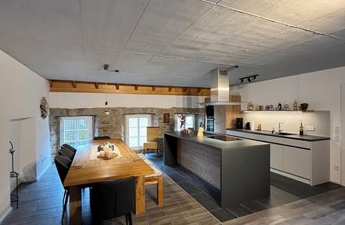 Kell am See House | Gemütliches Ferienhaus für Große Familien und Gruppen