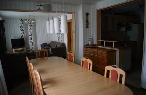Peissenberg Apartment | Gemütliches Haus mit Sauna im Voralpenland