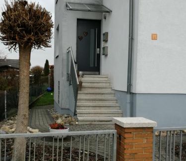 Waldau House | Gemütliches Zimmer mit eigenem Bad/WC/Küche