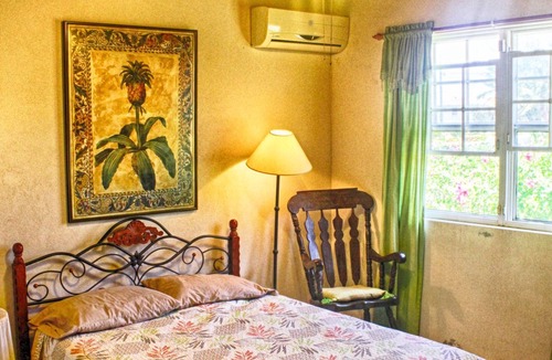 Inch Marlowe House | Gemini House Bed & Breakfast
