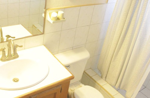 Inch Marlowe House | Gemini House Bed & Breakfast