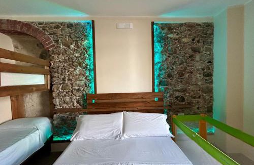 Sapri House | Gemma Maris
