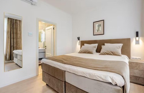 Statiekwartier Apartment | GemStay Antwerp