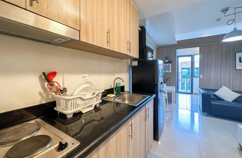Barangay 76 Condo | GemstoneBR in SMDC Shore 2 Residences