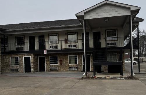 Chickamauga Hotel | General Bragg Inn & Suites Chickamauga