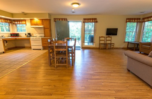 Carrollton Hotel | General Butler State Resort Park