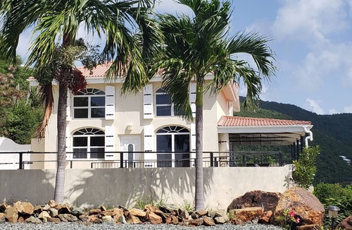 Point Rendezvous Villa | Generator Automatic Backup, Spectacular Breezes & Views, and 6 Person Hot Tub!