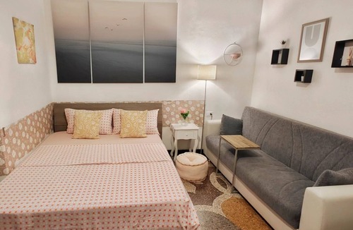Foce Bed & Breakfast | genoa near waterfront room