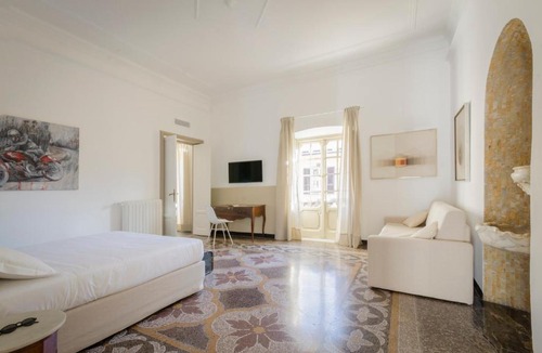 Castelletto House | Genova46 Suites & Rooms