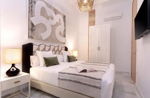 Alameda Apartment | Genteel Home Gran Poder