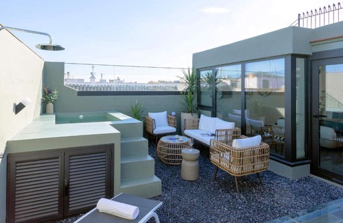 Alameda Apartment | Genteel Home Gran Poder