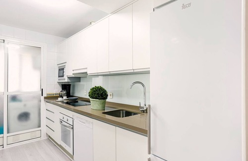 Central District Apartment | Genteel Home Isabel la Catolica II