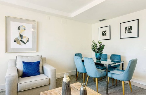 Central District Apartment | Genteel Home Isabel la Catolica II