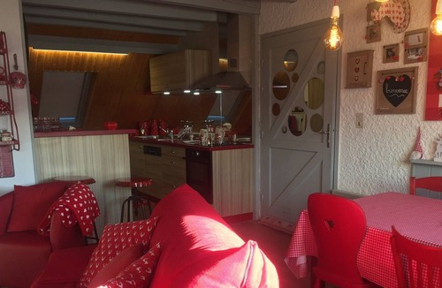Curieres Ski Chalet | Gentiane accommodation on the 1st floor in an Arpaulia chalet located at the Laguiole station