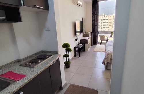 Al Swaifyeh Apartment | Gentle breeze studio 1