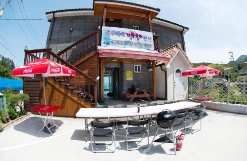 Oepo-ri House | Geoje Blueberry Pension