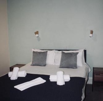Melrose Hotel | George and Abbotsford