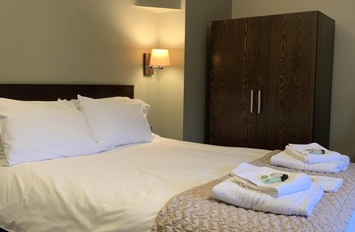 Tarvin Bed & Breakfast | George & Dragon