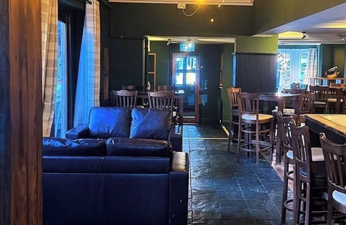 Tarvin Bed & Breakfast | George & Dragon