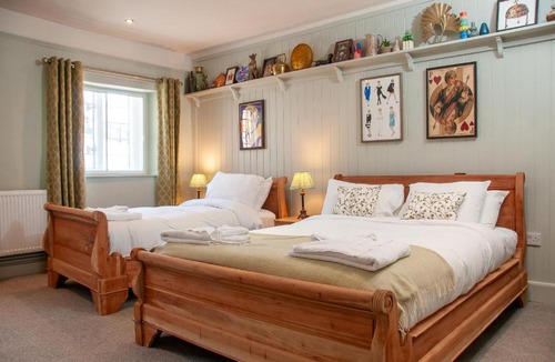 Mere Hotel | George Inn, Mere