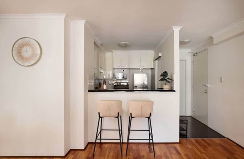 Sydney Central Business District Apartment | George St Luxe Apt | CBD Central, Walk to Harbour