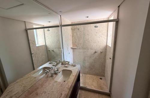 Jardins Apartment | George V