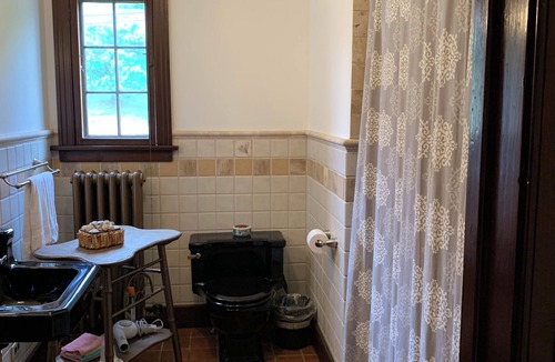 Windham Bed & Breakfast | Georgian Garden Inn