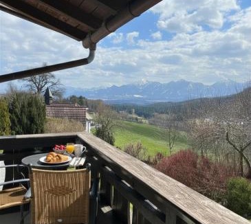 Bad Kohlgrub Apartment | Geräumige Panorama-Bergwohnung mit Sauna Gruppen & Familien