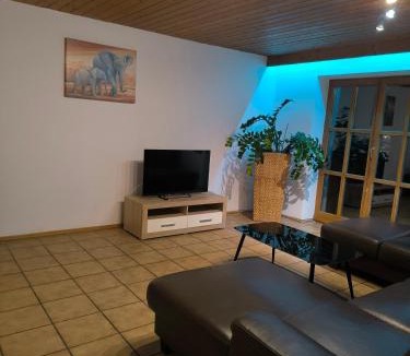 Eching Apartment | Geräumige Wohnung mit zwei Schlafzimmern und Balkon