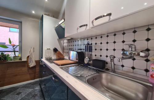 Neubrandenburg Apartment | Geräumiges Wohnerlebnis - komfortabel und ruhig