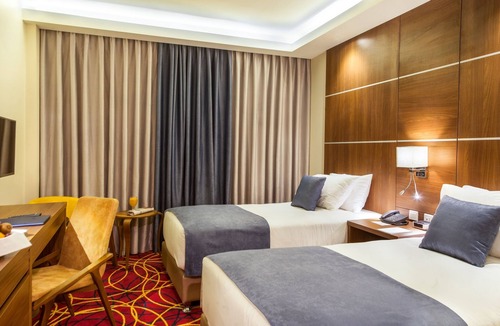 Al Jubeiha Hotel | Gerasa Hotel