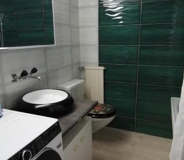 Lostorf Apartment | Geschäfts oder Ferienwohnung 53m2 gross in zwischen Olten und Aarau möbliert Internet Küche mit schöner Aussicht Parkplatz gratis Mit Hund moeglich