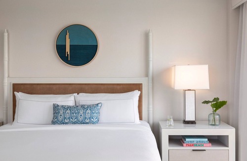 Singer Island Hotel | Get The View From The Balcony | Beach access