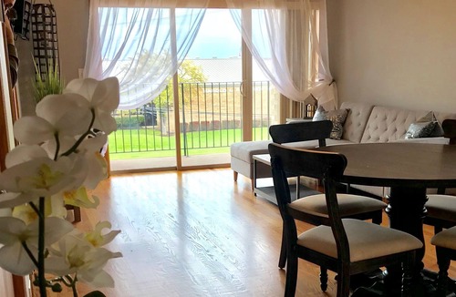 Oak Lawn Condo | Get Whisked Away at this Magical Kingdom