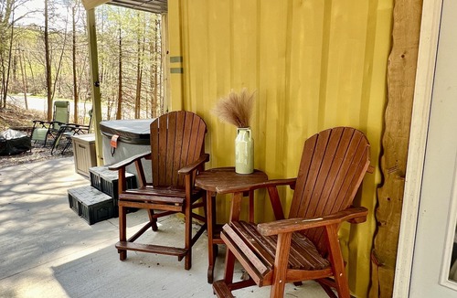 Wilderness Cabin | Get 'Wilder' @McFaddenRidge mins from New River Gorge Nat'l Park w/hot tub!
