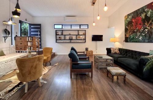 Mountainside Villa | Getaway between the sea and the mountains