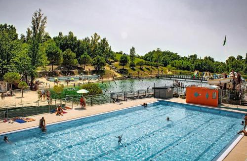 Monclar-de-Quercy House | Getaway near Monclar Lake with pool