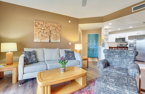 North Mountain Condo | Getaway w/Balcony & Spa: 13 Mi to Old Town