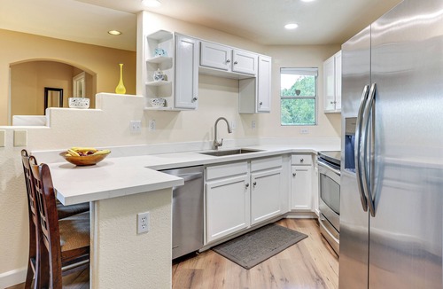 North Mountain Condo | Getaway w/Balcony & Spa: 13 Mi to Old Town