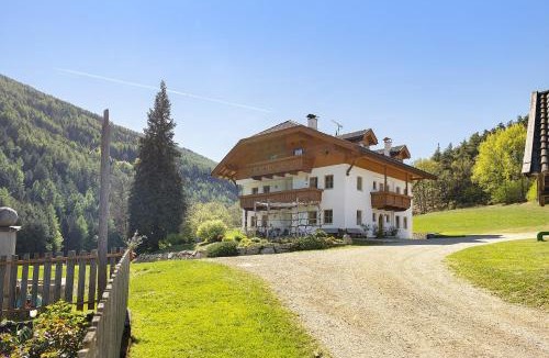 Parrocchia di Casteldarne House | Getzenbergerhof