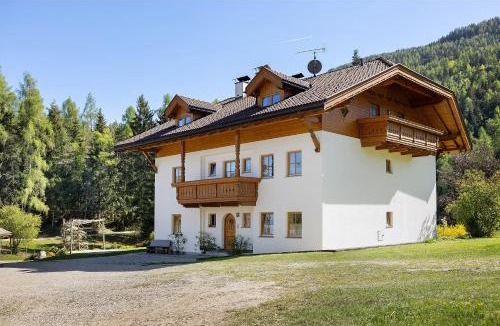 Parrocchia di Casteldarne House | Getzenbergerhof