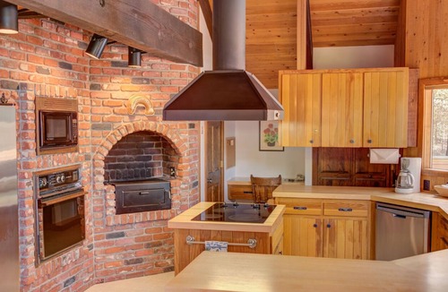Black Butte Ranch House | GH253 | Unique home on the Golf Course with breathtaking mountain views.