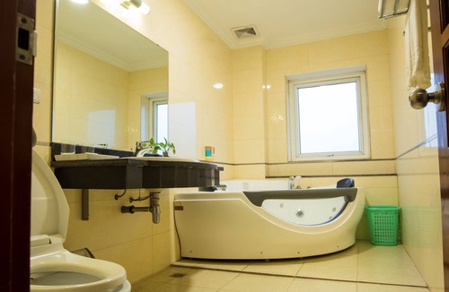 Tu Son Hotel | Gia Bao Hotel