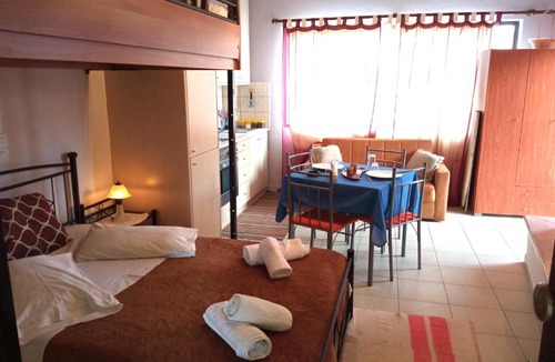 Distomo Apartment | Giannad suite